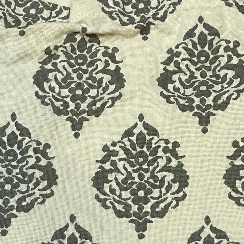 Elrene Home Fashions Cloth‎ Napkins 4 Set 100% Cotton Abstract Floral Gray Cream